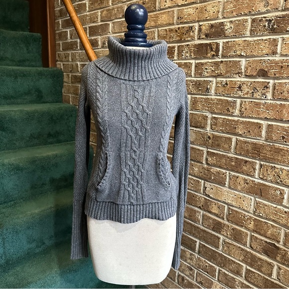 VTG Y2K Grey Chunky Cable Knit Turtleneck Fitted Sweater - Picture 1 of 8